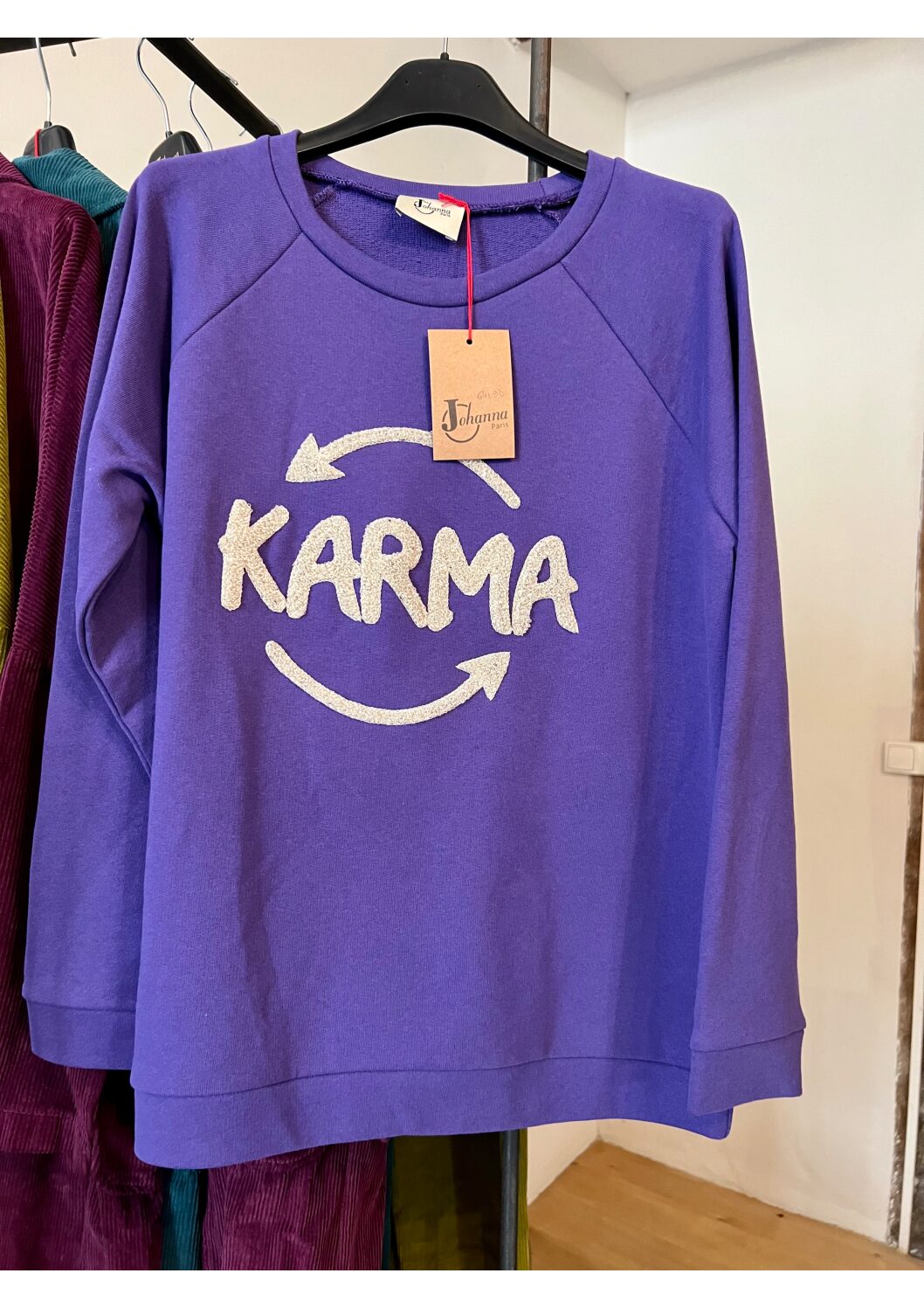 Sweatshirt Karma-Johanna Paris